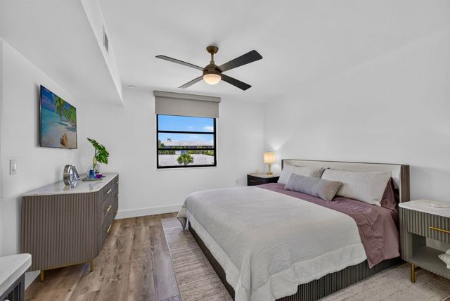 3635 Whitehall Drive 302, West Palm Beach, FL 33401
