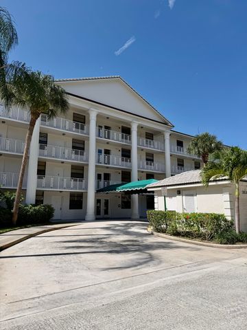 3635 Whitehall Drive 302, West Palm Beach, FL 33401