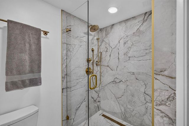 3635 Whitehall Drive 302, West Palm Beach, FL 33401