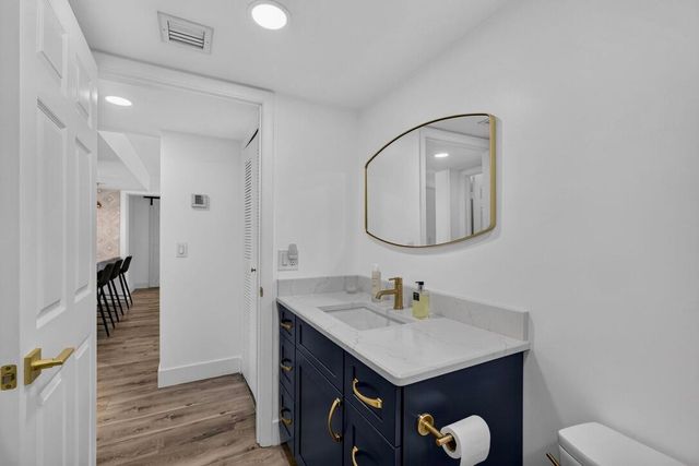 3635 Whitehall Drive 302, West Palm Beach, FL 33401