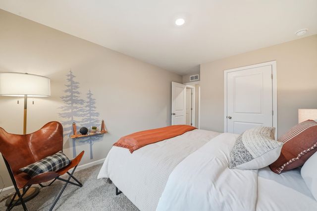 126 MEADOW RIDGE WAY, Staunton, VA 24401