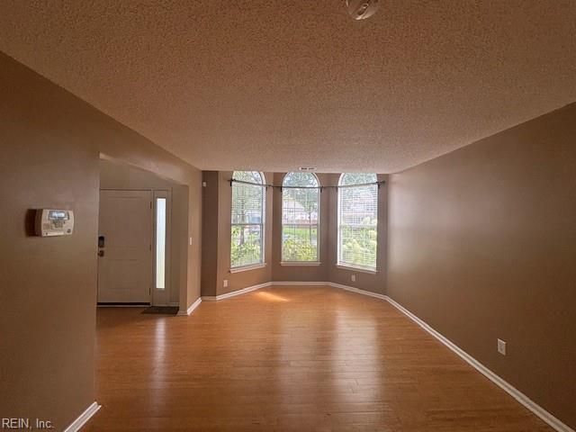 3301 Sacramento DR, Virginia Beach, VA 23456