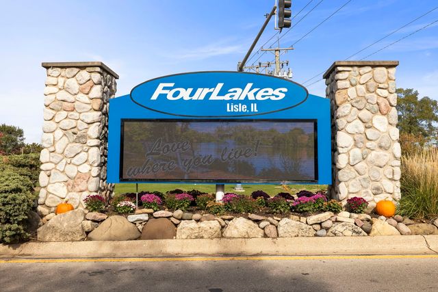 6008 LAKE Drive E 1A, Lisle, IL 60532