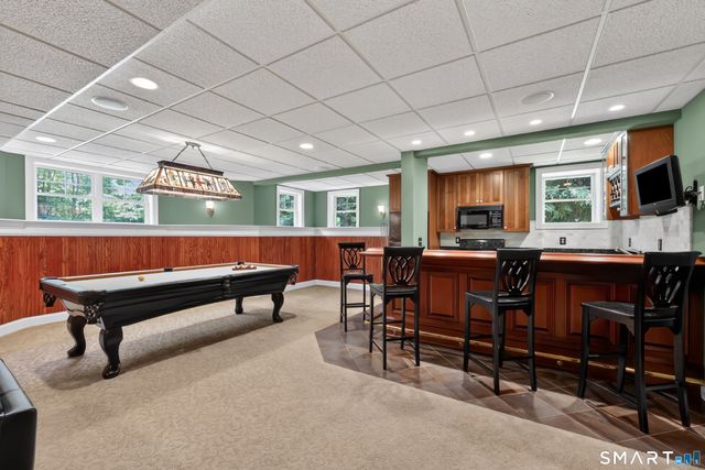 10 Merrit Woods, Burlington, CT 06013