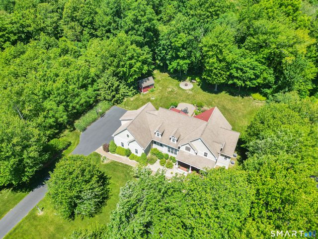 10 Merrit Woods, Burlington, CT 06013