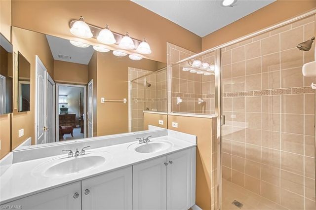 3211 Cottonwood BEND # 705, Fort Myers, FL 33905