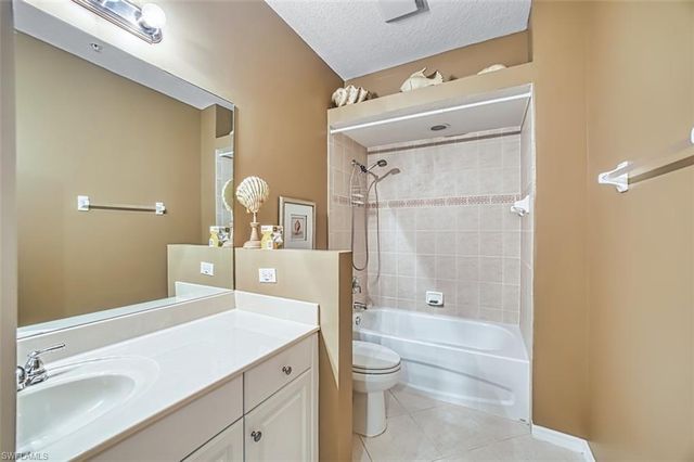 3211 Cottonwood BEND # 705, Fort Myers, FL 33905