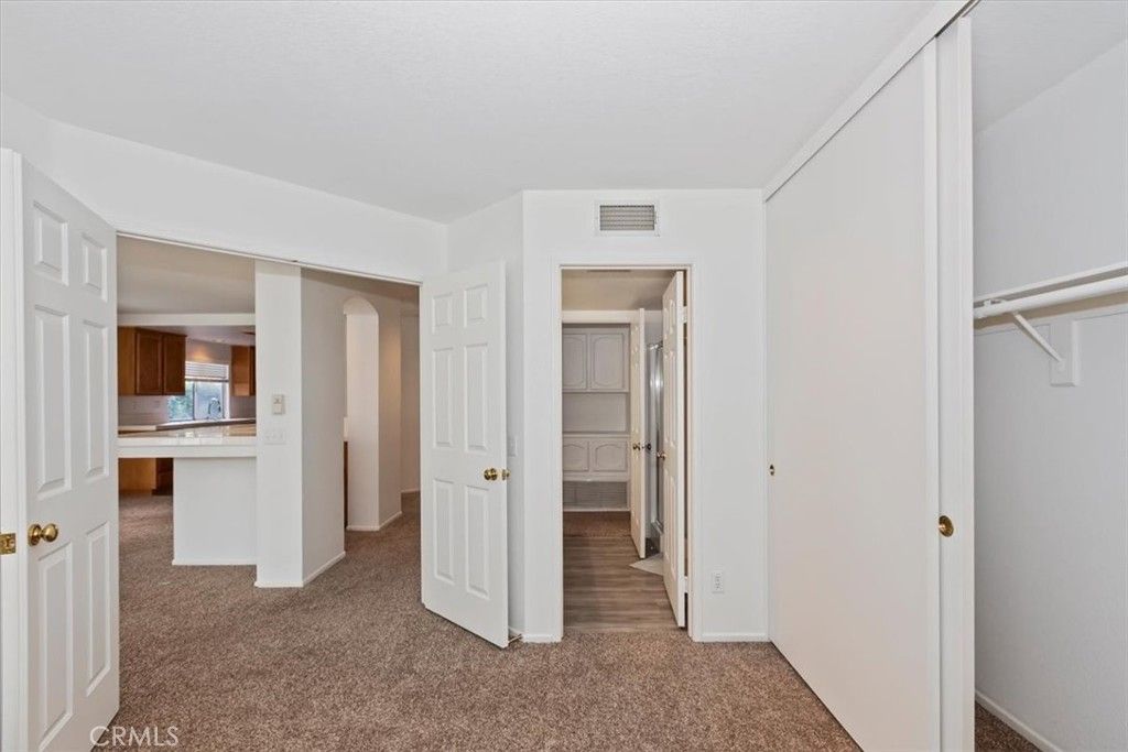 Image 20 of property listing at 10011 Thornbird Court N, Moreno Valley, CA 92557
