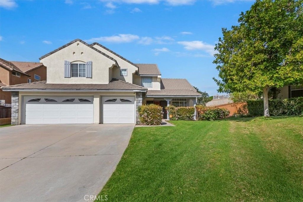 Image 3 of property listing at 10011 Thornbird Court N, Moreno Valley, CA 92557