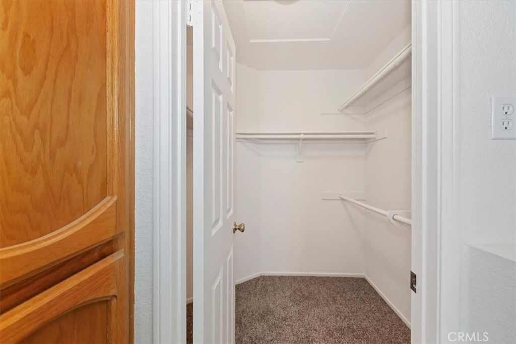 Image 32 of property listing at 10011 Thornbird Court N, Moreno Valley, CA 92557