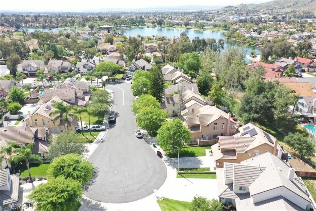 Image 52 of property listing at 10011 Thornbird Court N, Moreno Valley, CA 92557