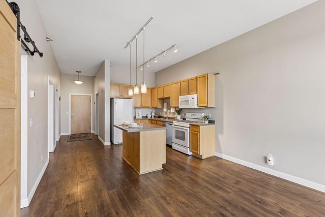 2650 University Avenue W 523, Saint Paul, MN 55114
