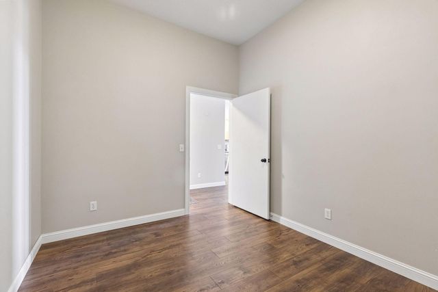 2650 University Avenue W 523, Saint Paul, MN 55114