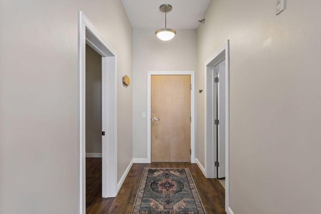 2650 University Avenue W 523, Saint Paul, MN 55114
