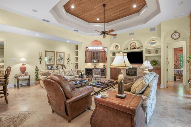 11 AVENUE MONET, Palm Coast, FL 32137
