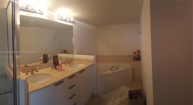 16699 Collins Avenue 3601, Sunny Isles Beach, FL 33160