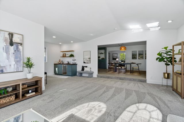 595 Rafael Street, Redding, CA 96002