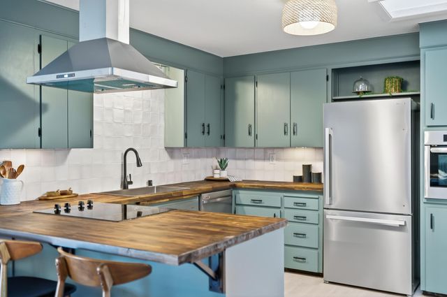 595 Rafael Street, Redding, CA 96002