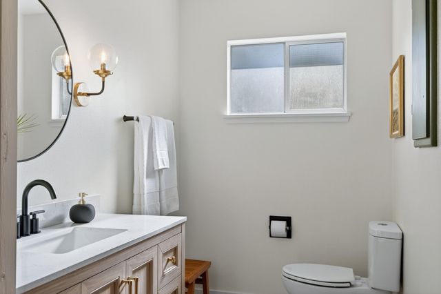 595 Rafael Street, Redding, CA 96002