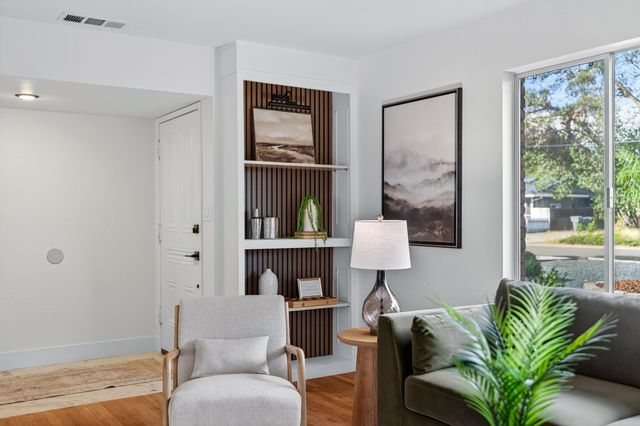 595 Rafael Street, Redding, CA 96002