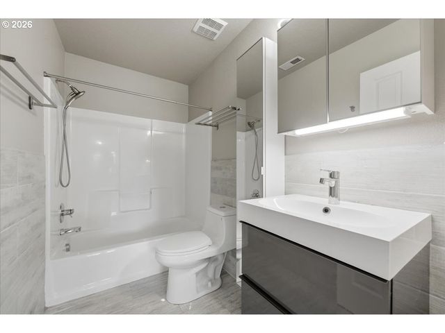 4301 Se 59TH Ave, Portland, OR 97206