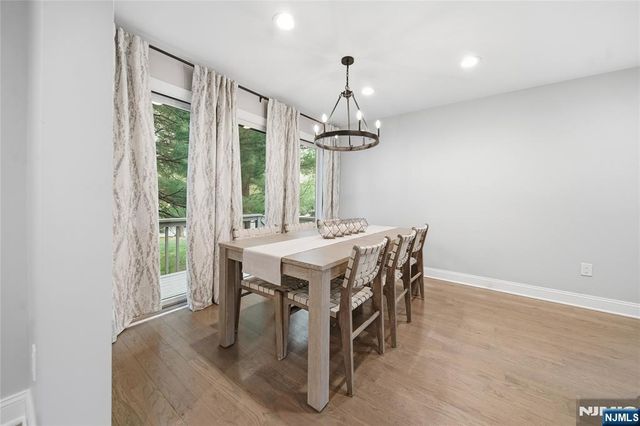 113 Macleish Court, Mahwah, NJ 07430