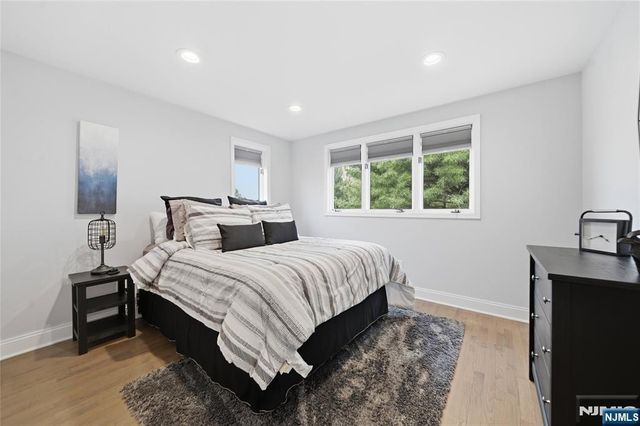 113 Macleish Court, Mahwah, NJ 07430