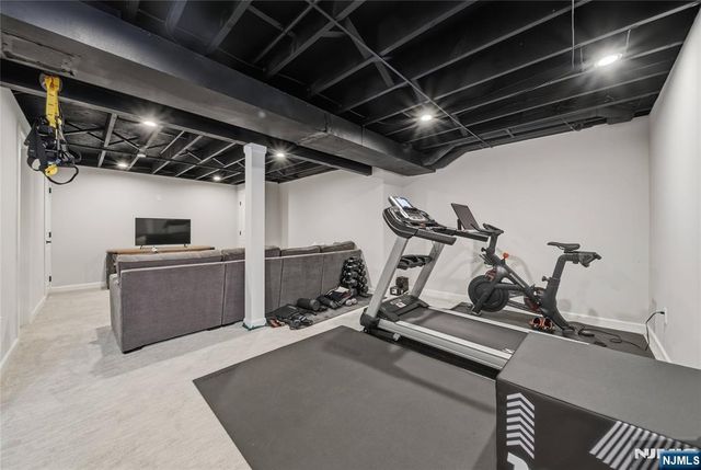 113 Macleish Court, Mahwah, NJ 07430