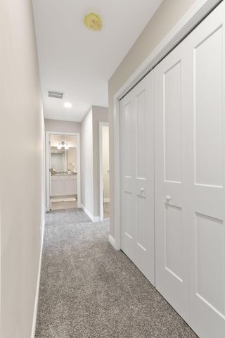 935 Paula Court, Hobart, IN 46342