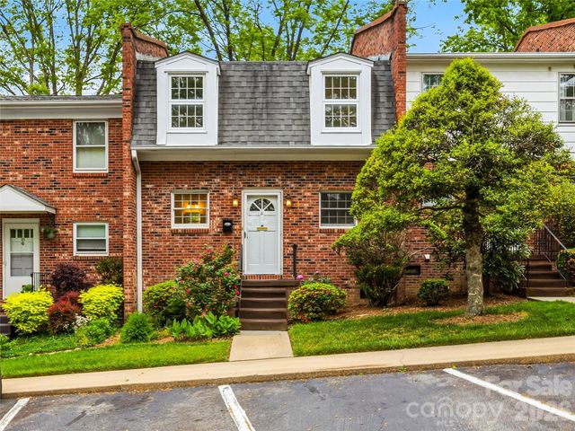 1409 Kensington Road B6, Hendersonville, NC 28791