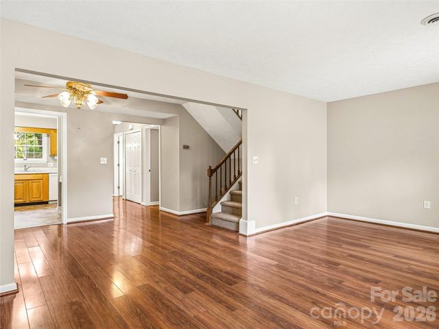 1409 Kensington Road B6, Hendersonville, NC 28791