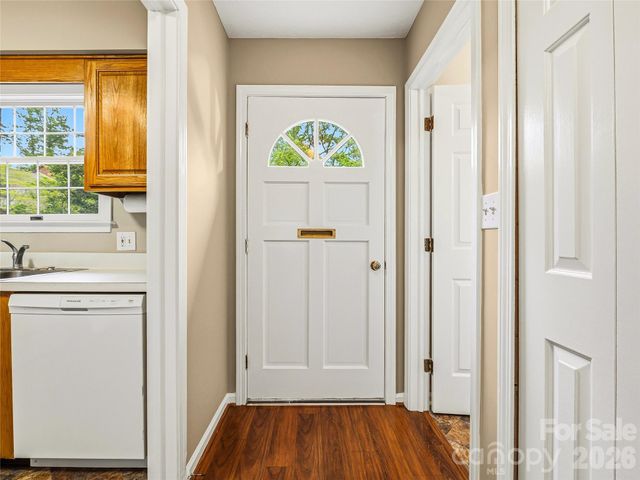 1409 Kensington Road B6, Hendersonville, NC 28791