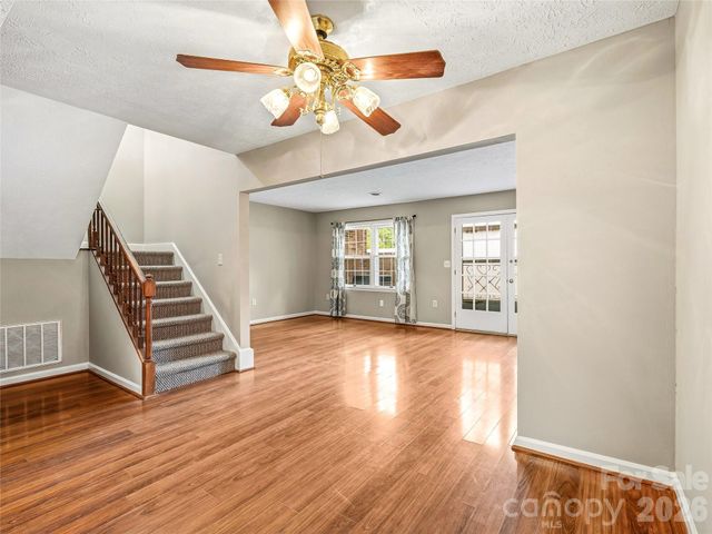 1409 Kensington Road B6, Hendersonville, NC 28791