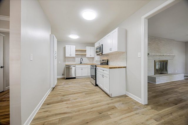 4785 DIANNE DR, Memphis, TN 38116