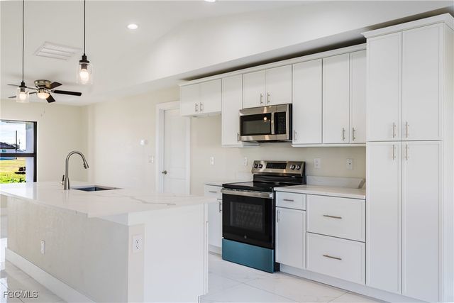 310 NW 16th PL, Cape Coral, FL 33993