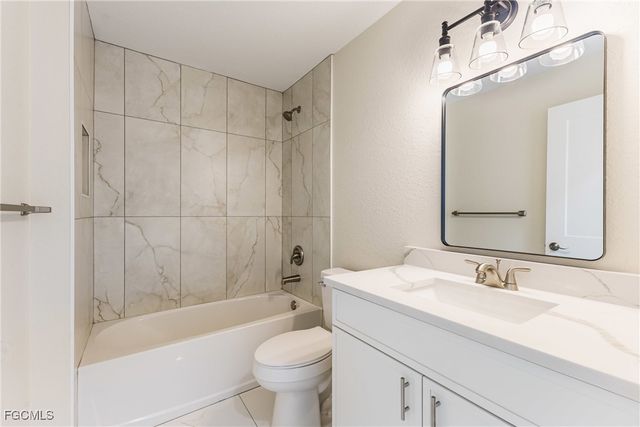 310 NW 16th PL, Cape Coral, FL 33993