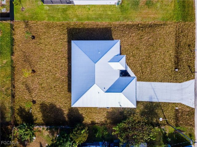 310 NW 16th PL, Cape Coral, FL 33993