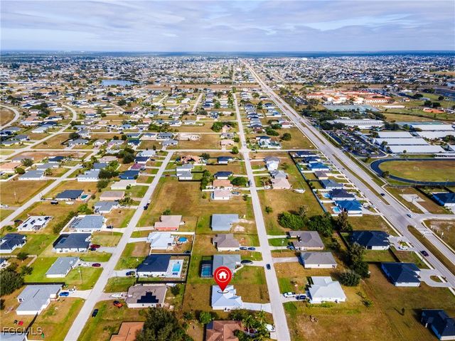 310 NW 16th PL, Cape Coral, FL 33993