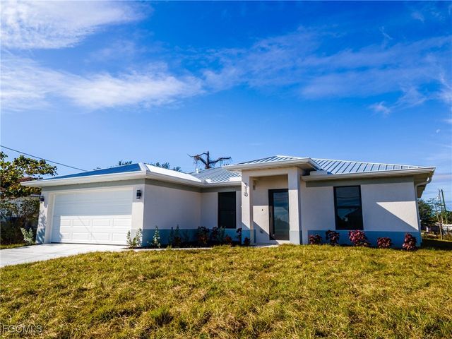 310 NW 16th PL, Cape Coral, FL 33993