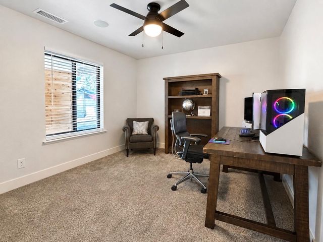 445 E Audubon Drive, Fresno, CA 93720