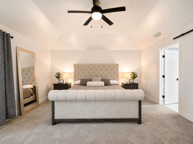 445 E Audubon Drive, Fresno, CA 93720