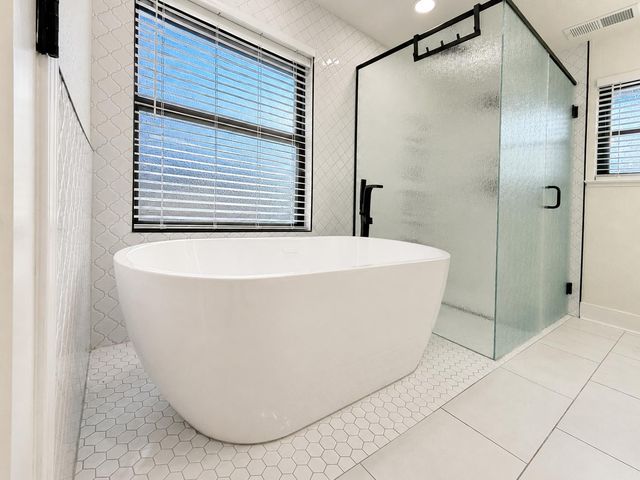 445 E Audubon Drive, Fresno, CA 93720