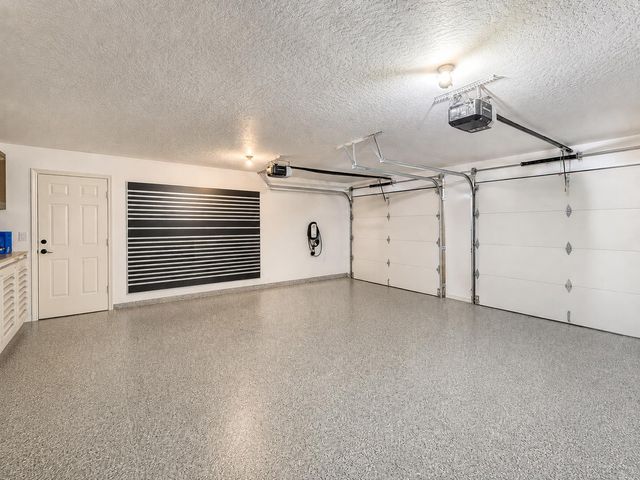 445 E Audubon Drive, Fresno, CA 93720
