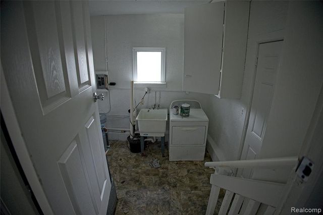 29022 John Hauk Street, Garden City, MI 48135