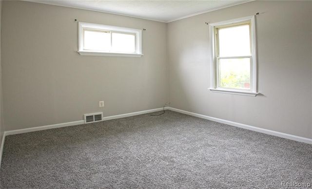 29022 John Hauk Street, Garden City, MI 48135