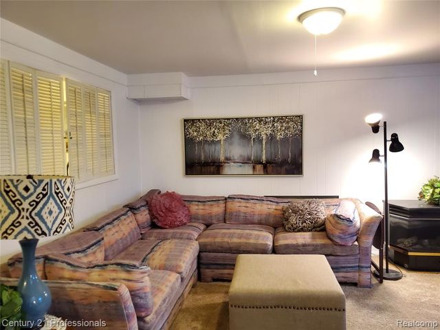 40618 Newport Drive, Plymouth, MI 48170