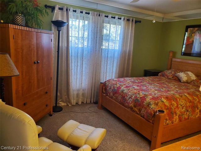 40618 Newport Drive, Plymouth, MI 48170