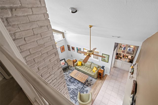 9403 Denbury Way, Houston, TX 77025