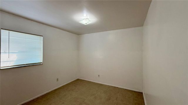 325 W PIERCE STREET 2, Lake Alfred, FL 33850