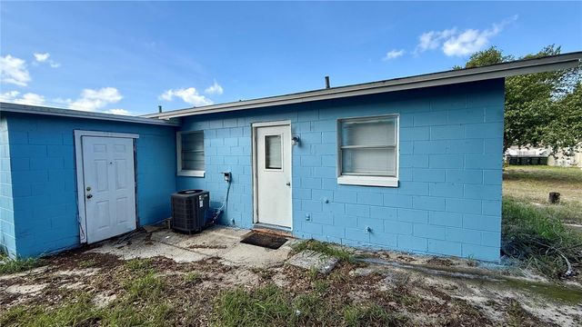 325 W PIERCE STREET 2, Lake Alfred, FL 33850